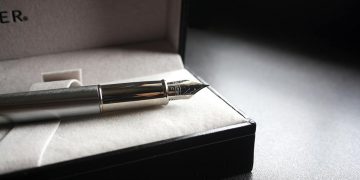 Pen in doos