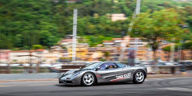 Je bedrijf promoten met autoreclame: ontdek de mogelijkheden